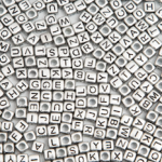 LETRA ACRILICA PLATEADA CUADRADA