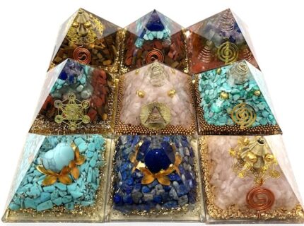 PIRAMIDE EN PIEDRA